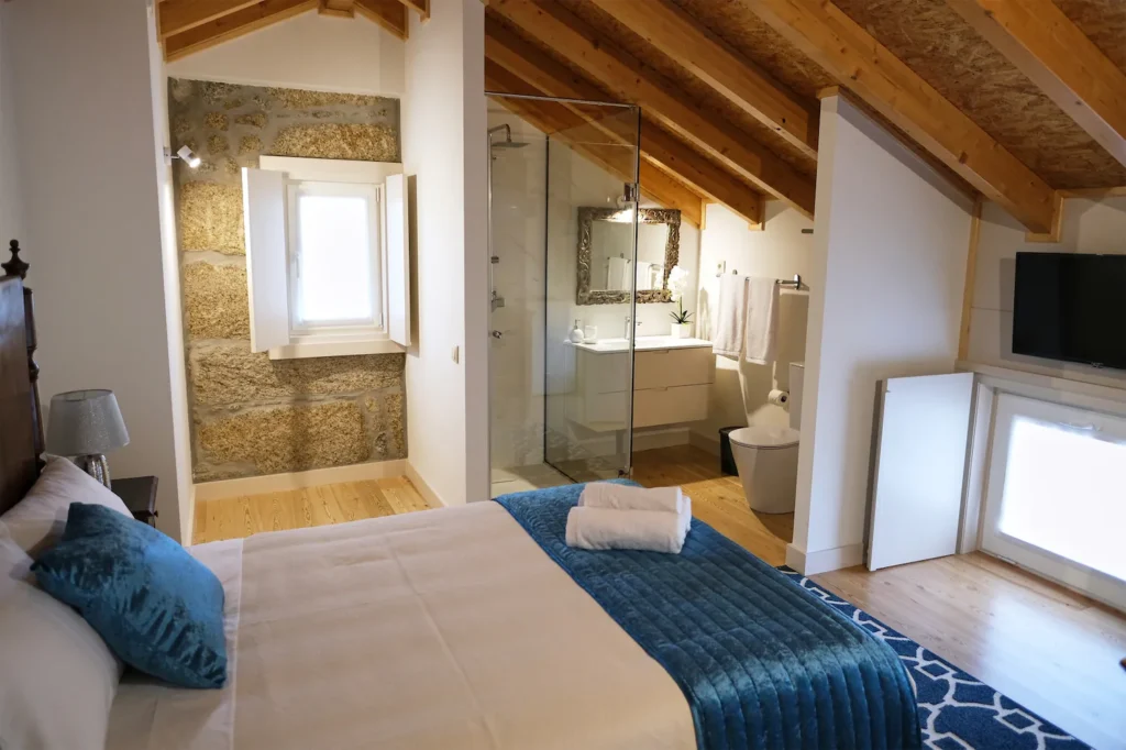 turismo-rural-santo-tirso-casa-do-varandao-quarto-3-escapadinha