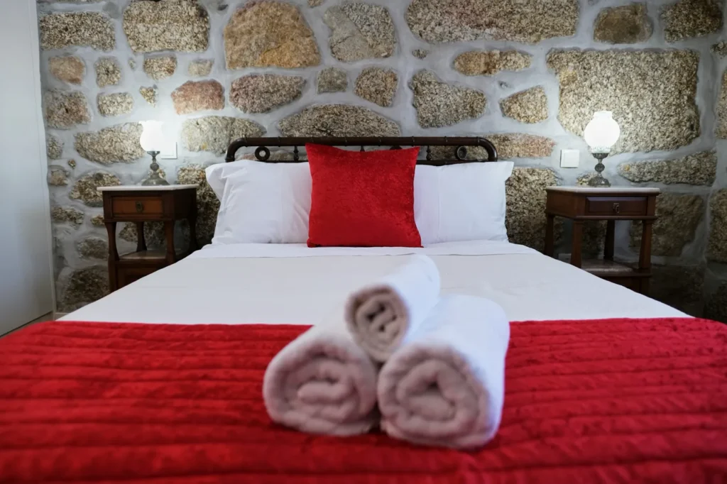 alojamento-local-santo-tirso-casa-das-cortes-quarto-1-luxo