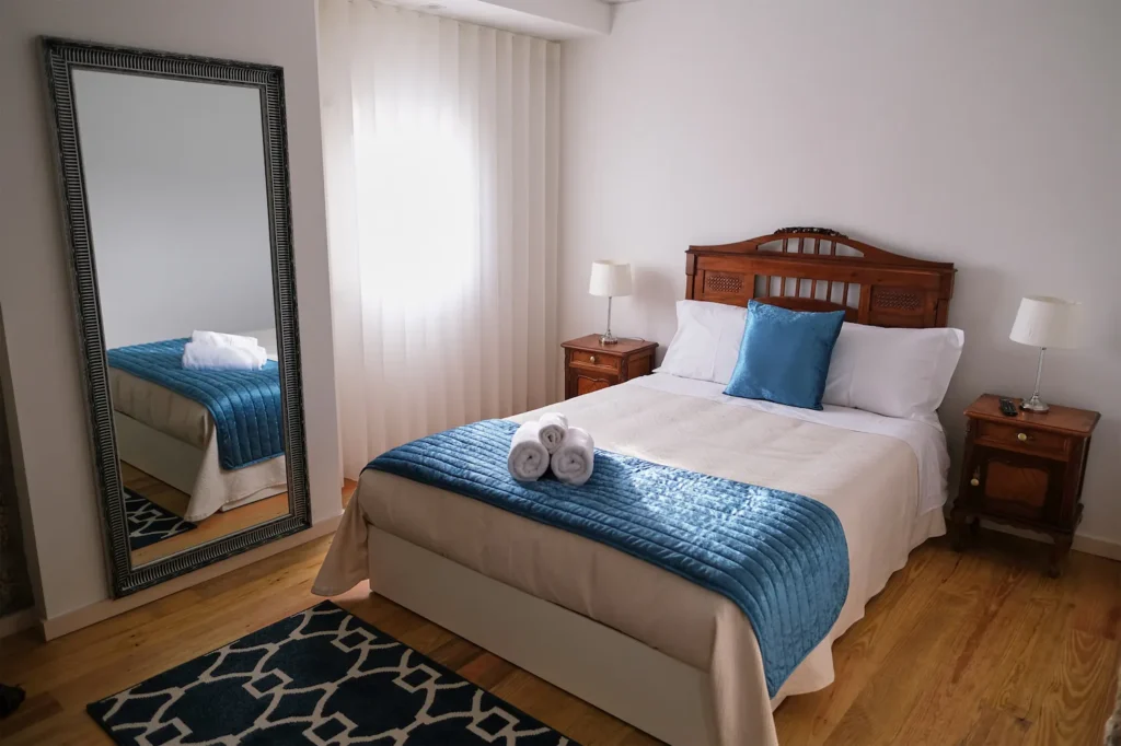 alojamento-local-santo-tirso-casa-do-senhorio-quarto-2-perto-do-porto