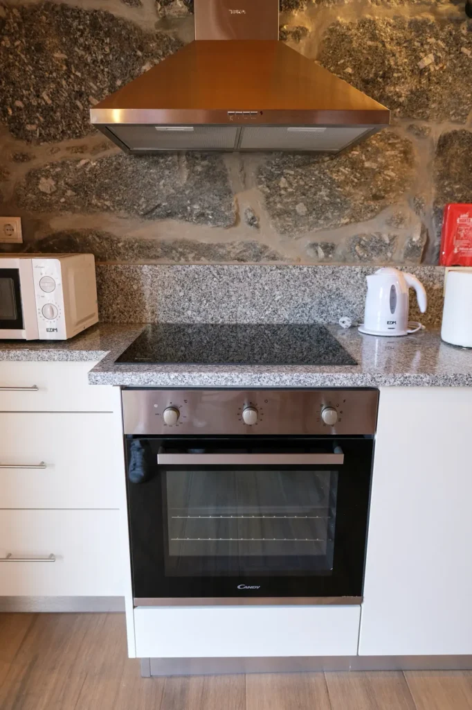 alojamento-local-santo-tirso-casa-dos-namorados-placa-forno-perto-de-guimaraes