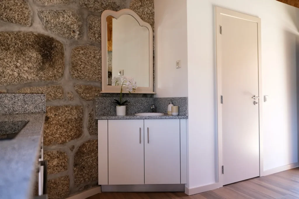 turismo-rural-santo-tirso-casa-do-criado-zona-casa-de-banho