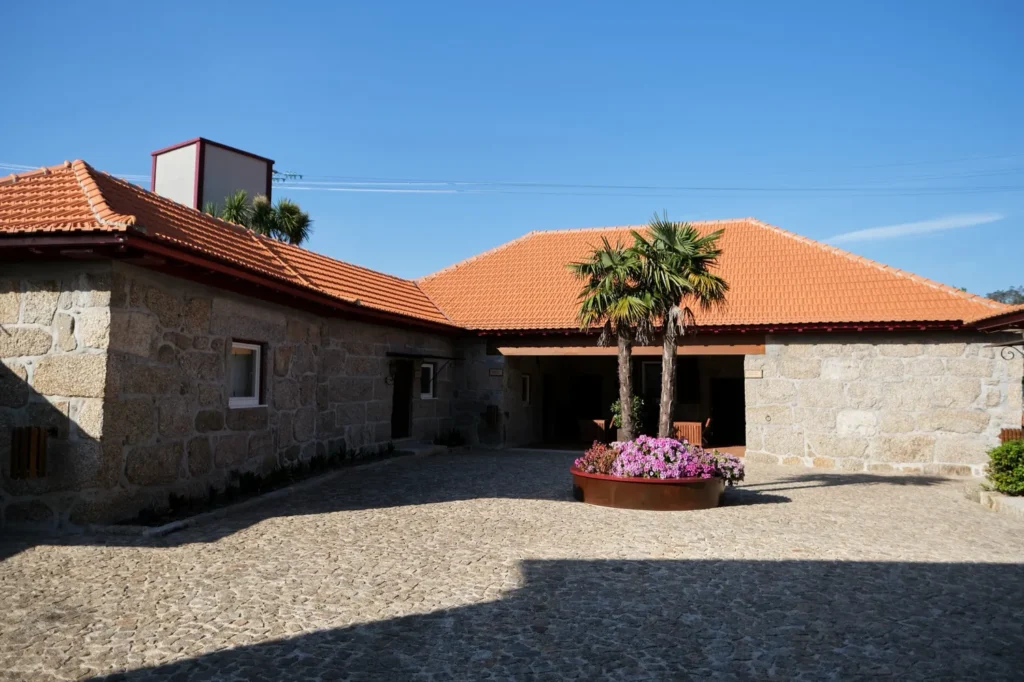 turismo-rural-santo-tirso-casa-do-curral-vista-exterior